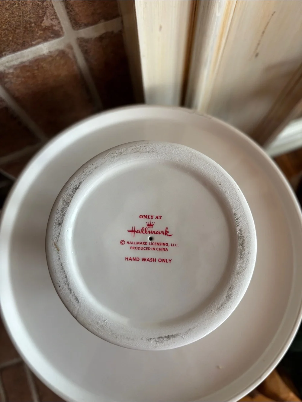 Hallmark Christmas cake plate stand